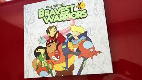 bravestwarriors: The Art of Bravest Warriors, published by Dark Horse, is out now. Hardback,…